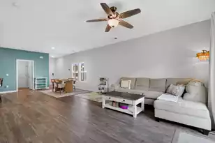 495 Spanish Wells Rd, Summerville, SC 29486 - Photo 3