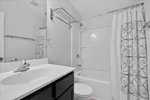 1065 Bennington Dr, Charleston, SC 29492 - Photo 25