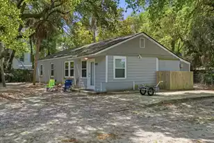 37 21st Ave, Isle Of Palms, SC 29451 - Photo 3