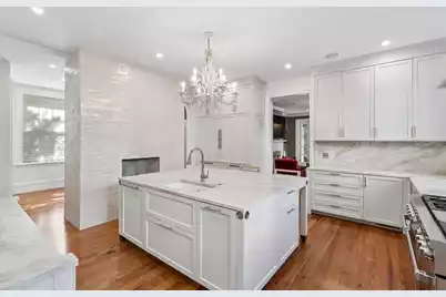 22 Lamboll Street, Charleston, SC 29401 - Photo 11