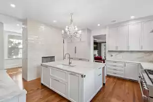 22 Lamboll St, Charleston, SC 29401 - Photo 11