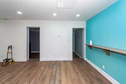6933 Raymond Avenue, North Charleston, SC 29406 - Photo 9