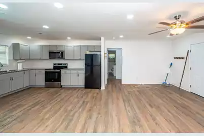 6933 Raymond Avenue, North Charleston, SC 29406 - Photo 7
