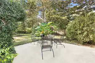 315 Hollywood Dr, Charleston, SC 29407 - Photo 25