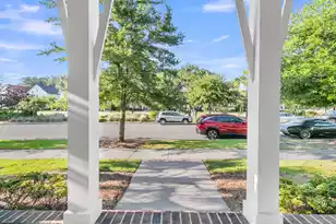 605 Long Meadow St, Summerville, SC 29483 - Photo 5