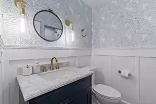 146 Broad, Charleston, SC 29401 - Photo 17