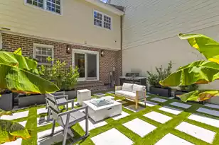 146 Broad, Charleston, SC 29401 - Photo 35