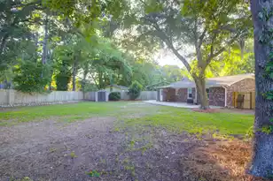 1142 Bonnie Ln, Mount Pleasant, SC 29464 - Photo 37