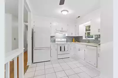 1142 Bonnie Lane, Mount Pleasant, SC 29464 - Photo 19