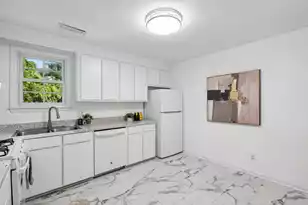115 Smith St #6, Charleston, SC 29403 - Photo 11