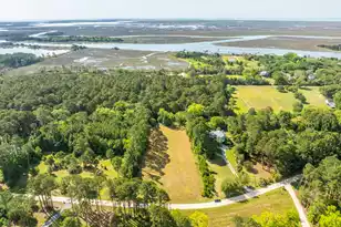 317 McClellan Ave, McClellanville, SC 29458 - Photo 1