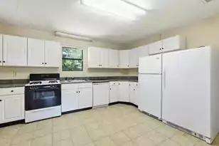 1601 Palmetto St, Beaufort, SC 29902 - Photo 3