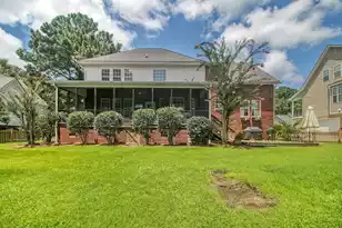 2372 Bergeron Way, Mount Pleasant, SC 29466 - Photo 9