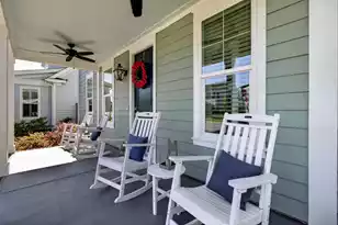 691 Blueway Ave, Summerville, SC 29486 - Photo 7