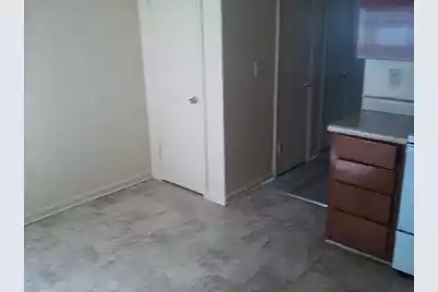 110 Magwood #Apt D, Summerville, SC 29485 - Photo 5