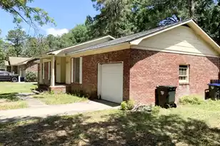 103 Sandtrap Rd, Summerville, SC 29483 - Photo 3