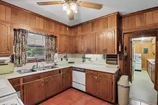 2824 Camden Rd, Holly Hill, SC 29059 - Photo 17