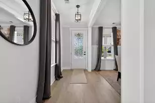 386 Oak Park St, Summerville, SC 29486 - Photo 5