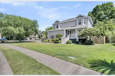 1574 Ocean Neighbors Boulevard, Charleston, SC 29412 - Photo 3