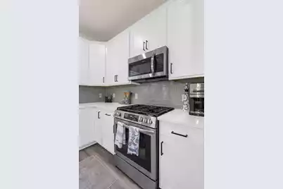 641 Laurel Street N, Summerville, SC 29483 - Photo 17