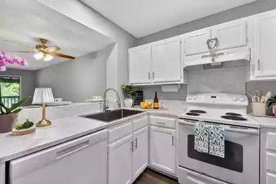 1530 Fort Johnson Road #1H, Charleston, SC 29412 - Photo 1
