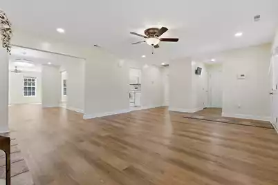 956 Saint Matthews Road, Saint Matthews, SC 29135 - Photo 9