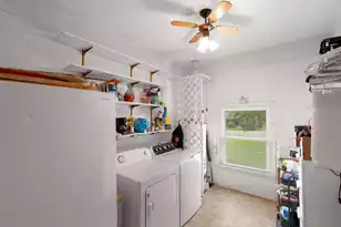 1022 Riverview Dr, Hanahan, SC 29410 - Photo 17
