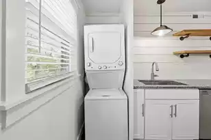 404 St Charles Ct, Charleston, SC 29407 - Photo 9