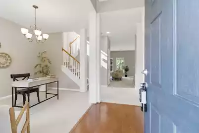 1368 Ashley Garden Boulevard, Charleston, SC 29414 - Photo 3