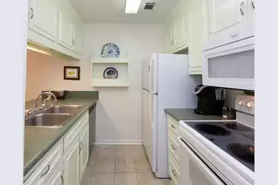 1717 Greystone #Apt 14, Mount Pleasant, SC 29464 - Photo 7