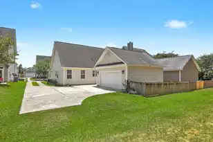 104 Pavilion St, Summerville, SC 29483 - Photo 27