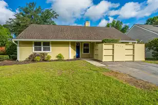 1116 Astor Dr, Mount Pleasant, SC 29464 - Photo 39