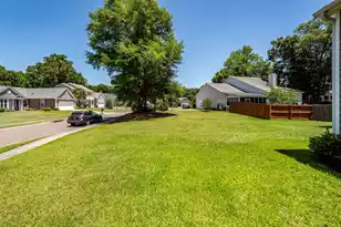 1520 Ashley Garden Blvd, Charleston, SC 29414 - Photo 51