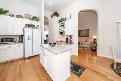 1520 Ashley Garden Boulevard, Charleston, SC 29414 - Photo 9