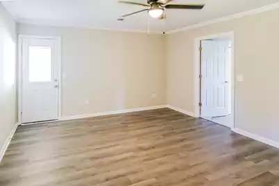 202 Gippy Drive, Summerville, SC 29486 - Photo 3
