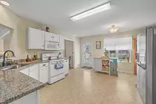 300 Dunning Rd, Summerville, SC 29486 - Photo 13