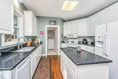 424 Springfield Road, Mount Pleasant, SC 29464 - Photo 9