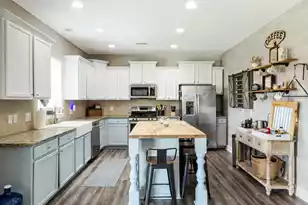 490 Whispering Breeze Ln, Summerville, SC 29486 - Photo 9