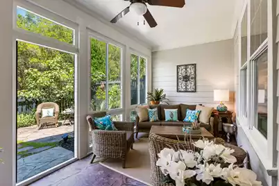 2049 Kings Gate Lane, Mount Pleasant, SC 29466 - Photo 11