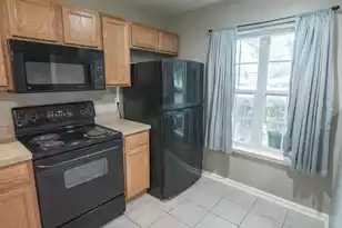 7919 Shadow Oak Dr, North Charleston, SC 29406 - Photo 5