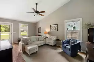 1208 Merganser Ct, Mount Pleasant, SC 29464 - Photo 9