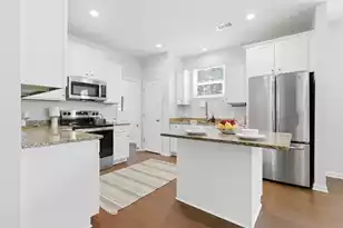 128 Swan Dr, Summerville, SC 29485 - Photo 5