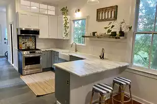 144 Queen St #A, Charleston, SC 29401 - Photo 7