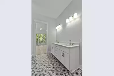 19 Broadway Street, Mount Pleasant, SC 29464 - Photo 15
