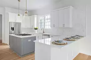 609 Daggett St, Charleston, SC 29492 - Photo 5