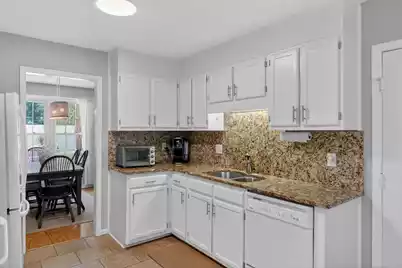 1605 Cullowhee Circle, Mount Pleasant, SC 29464 - Photo 9