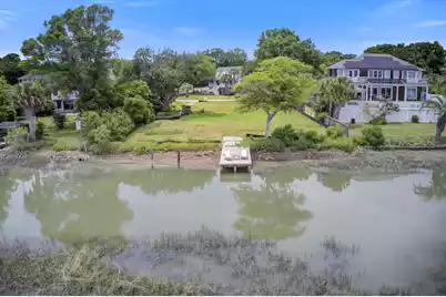 1379 Battalion Drive, Charleston, SC 29412 - Photo 11