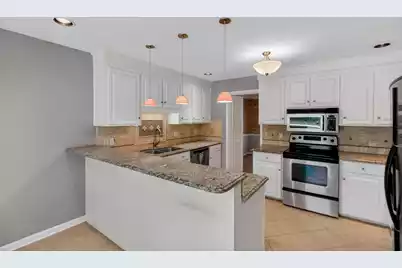104 Laurens Court, Summerville, SC 29485 - Photo 7