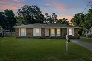 204 Palmetto St, Moncks Corner, SC 29461 - Photo 1