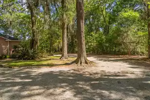 8362 Chisolm Plantation Rd, Edisto Island, SC 29438 - Photo 33